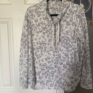 Calvin Klein light weight sweater snow leopard print